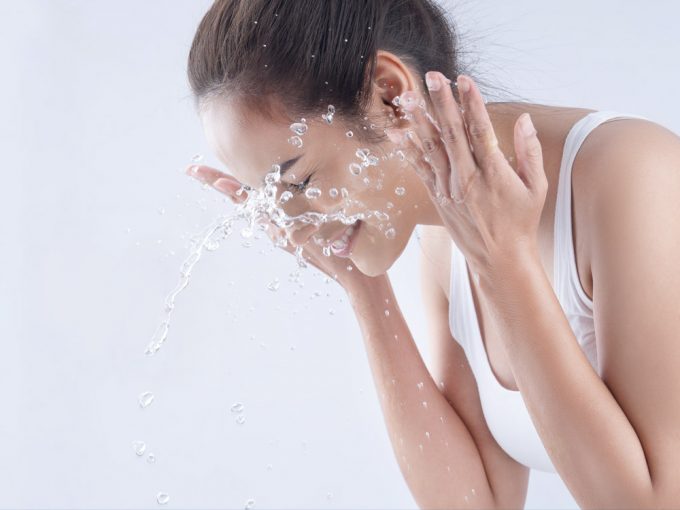Come idratare la pelle in estate